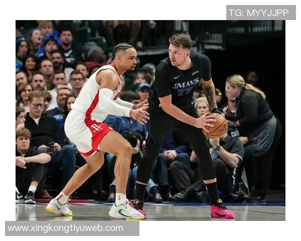 狄龙两节半遭遇6犯离场全场表现平平仅得12分2板1助1断